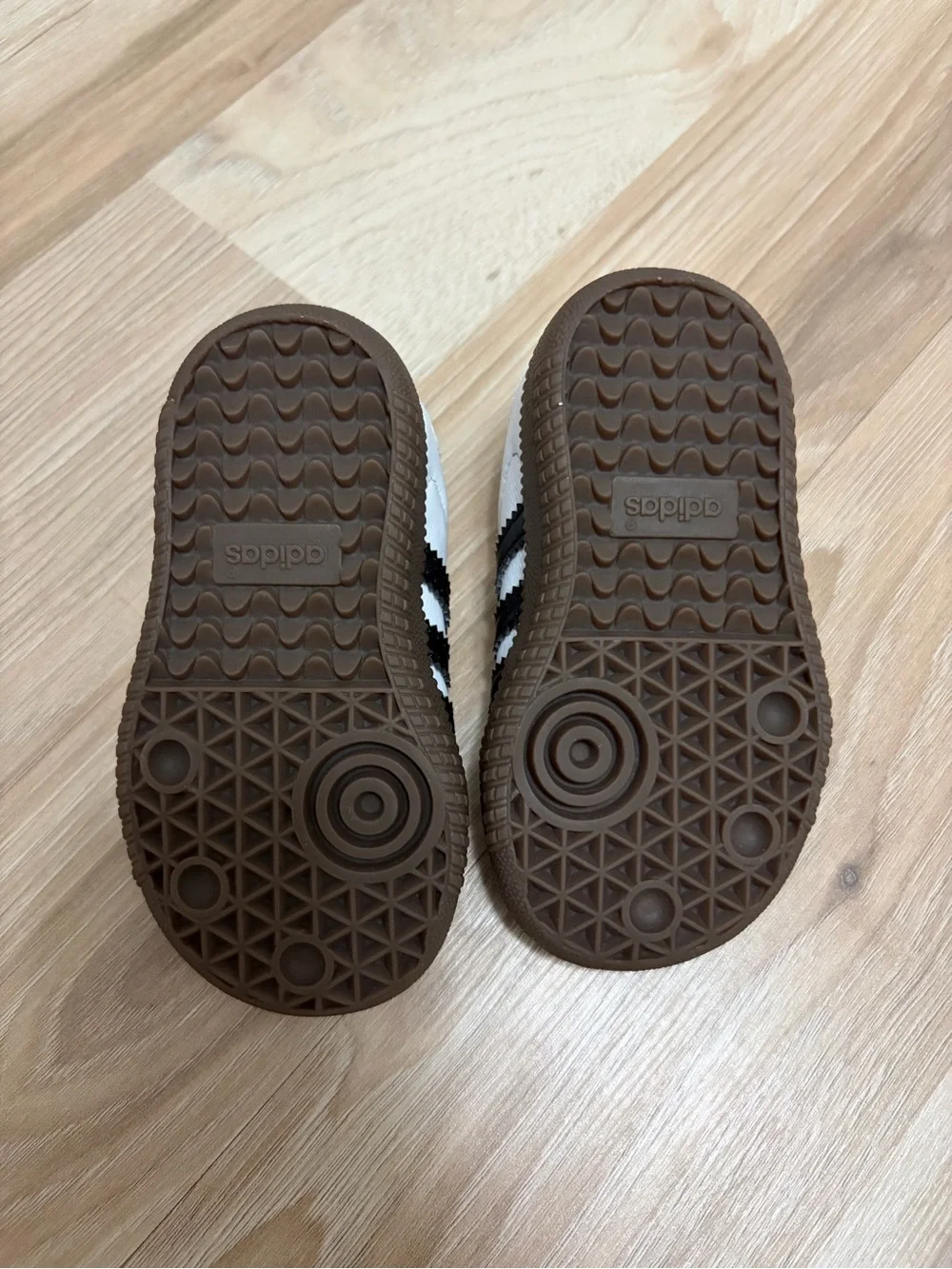toddler adidas sambas